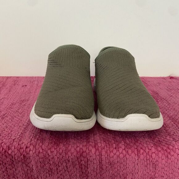 Vessi Cityscape Waterproof Slip On Knit Sneakers Olive Green Size 7 - Picture 3 of 11
